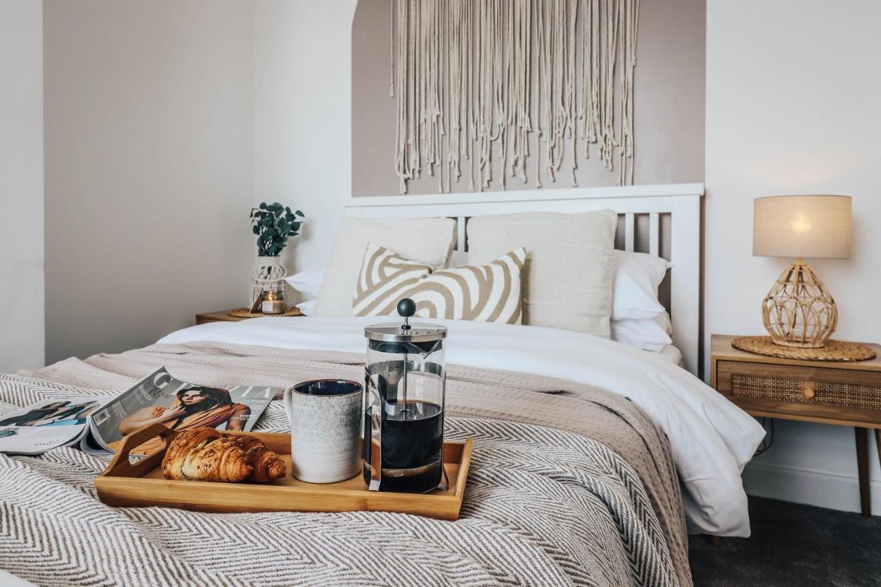 Principality View Apartment Two, By Solace Stays Κάρντιφ Εξωτερικό φωτογραφία