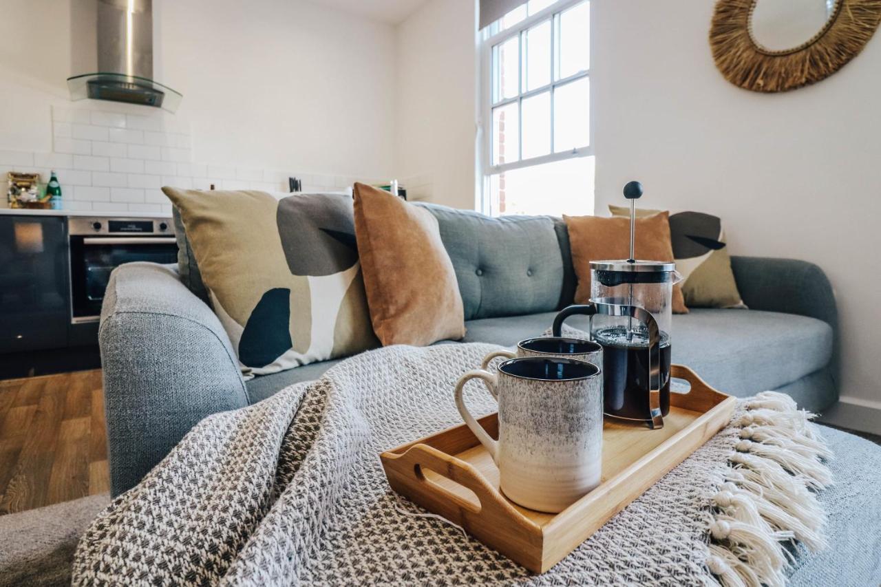 Principality View Apartment Two, By Solace Stays Κάρντιφ Εξωτερικό φωτογραφία